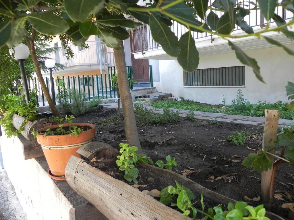 Affittacamere Bellavista Кастільйоне-ді-Сицилія Екстер'єр фото