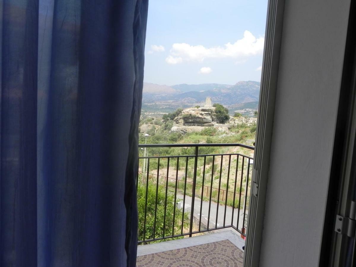 Affittacamere Bellavista Кастільйоне-ді-Сицилія Екстер'єр фото